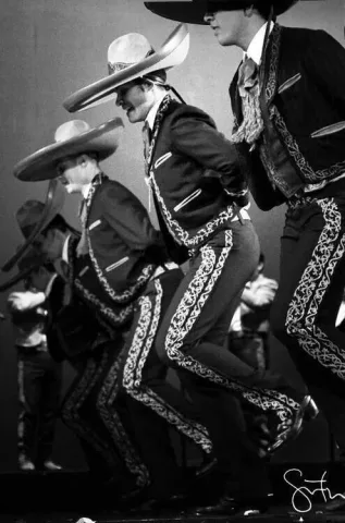Mariachi Voces del Jalisco – Serenatas en Bogotá