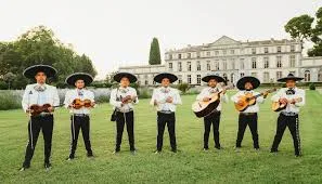 Mariachi Son de Mi Tierra – Serenatas en Bogotá