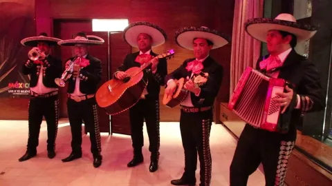 Mariachi Camino Real