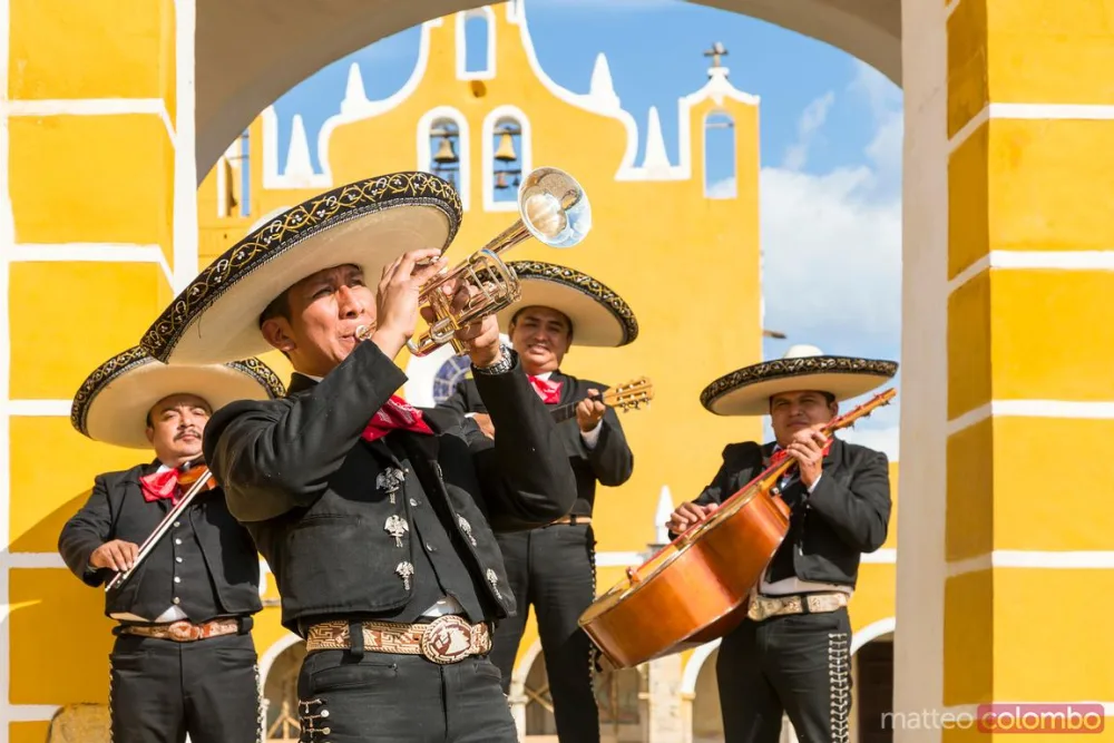Mariachi Aires de México – Mariachi en Vivo