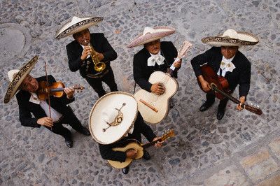 Mariachi Azteca Dorado – Serenatas en Cali