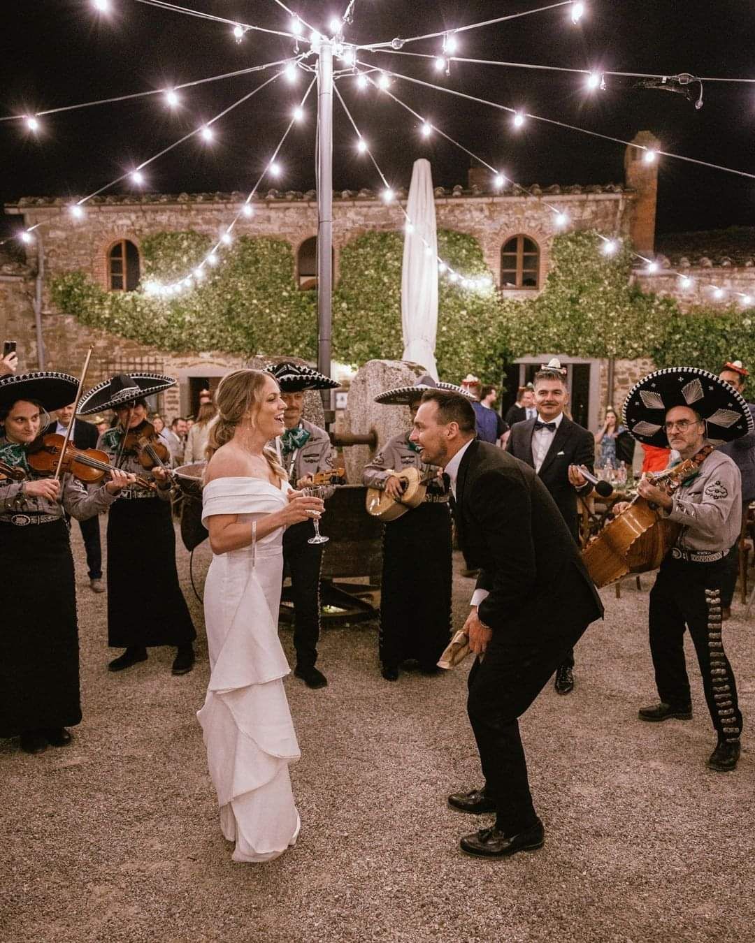 Mariachi Guadalajara de Oro | Serenatas y Eventos en Bogota