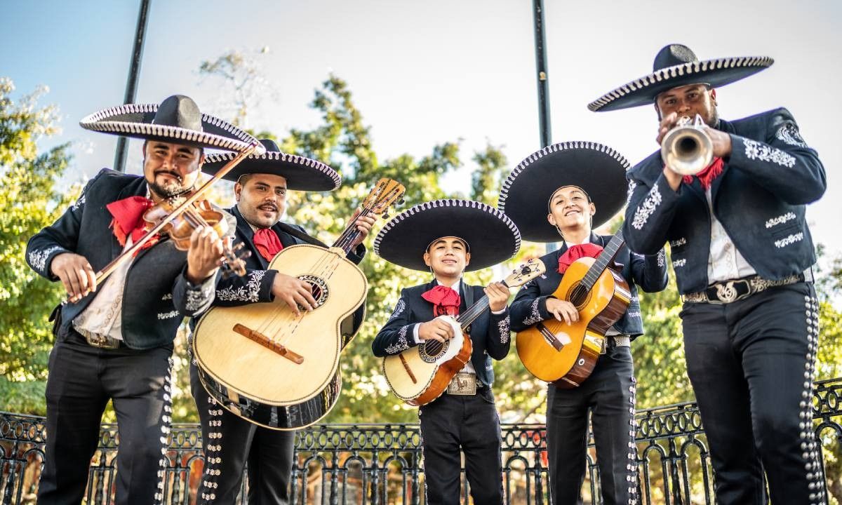 Mariachi Tradición Mexicana